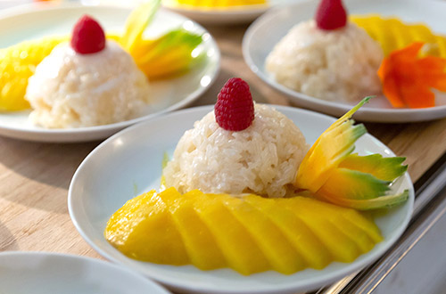 Image plat: Mango Sticky Rice